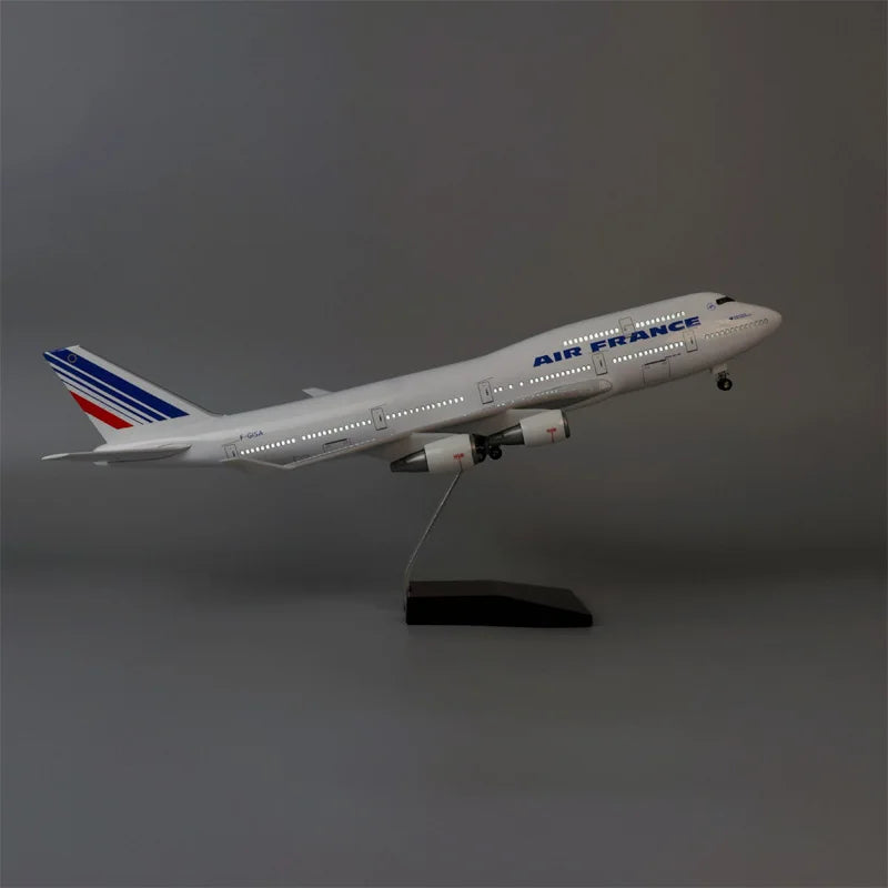 47CM air france plane model A380/B747/B777/A350 Model airplanes Resin Diecast collectible aircraft with Landing Gear Wheels LED