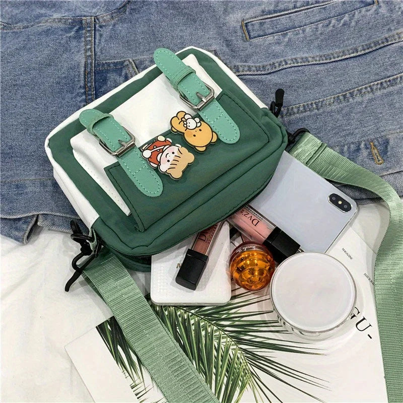 Girl's Fashion Nylon Shoulder Bag with Badge, Harajuku Shoulder Bag, Casual Square Cute Messenger Bag For Women Travel Going Out