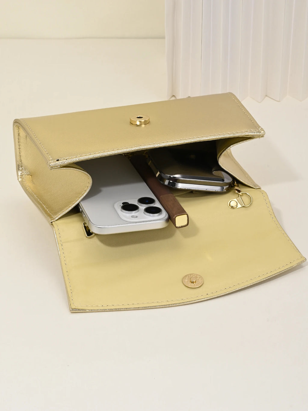 Women's Rose gold Metallic PU  Mini Square Satchel Evening Bag,Crystle Handle Elegant Dinner Chain Bag For Women,Elegant