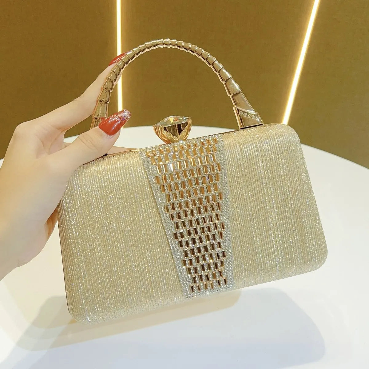 Rhinestone Elegant Evening Clutch Women’s Stylish Luxury Handbag Chic Refined Dignified Purse Perfect for Banquet Dinner Party