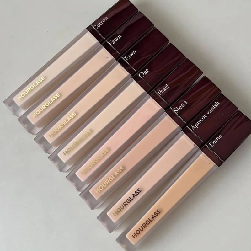 Hourglass Has Strong Fluidity Light Texture Concealer Effect Which Can Last for A Long Time To Create A Natural Female Makeup