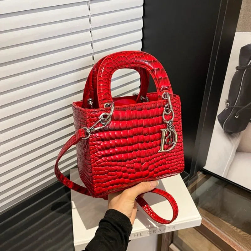 Commuter Style Diaper Bag For Women Vintage Classic Handbag Top Layer Leather Crossbody Shoulder Purse Tote Messenger Bag