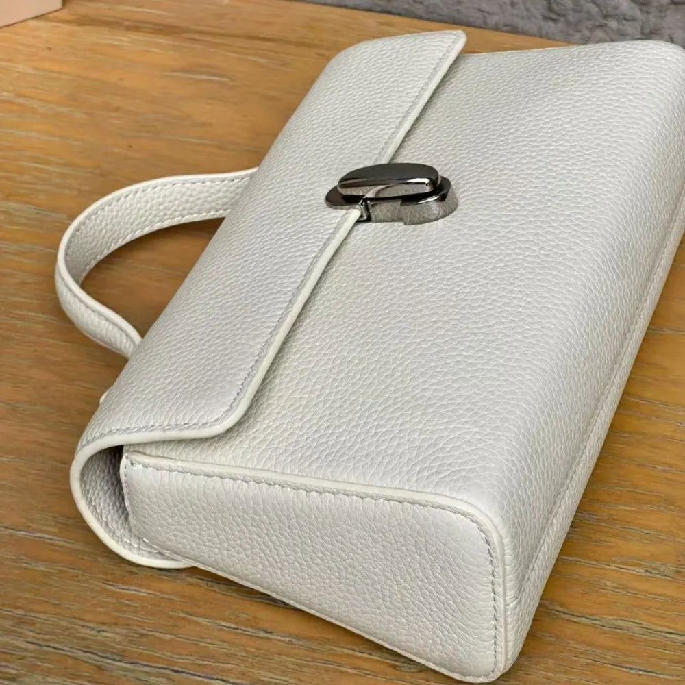 2026 Spring and Summer New Leather Women's Fashionable and Simple Versatile Messenger Bag Candy-colored Commuter Cover Small
