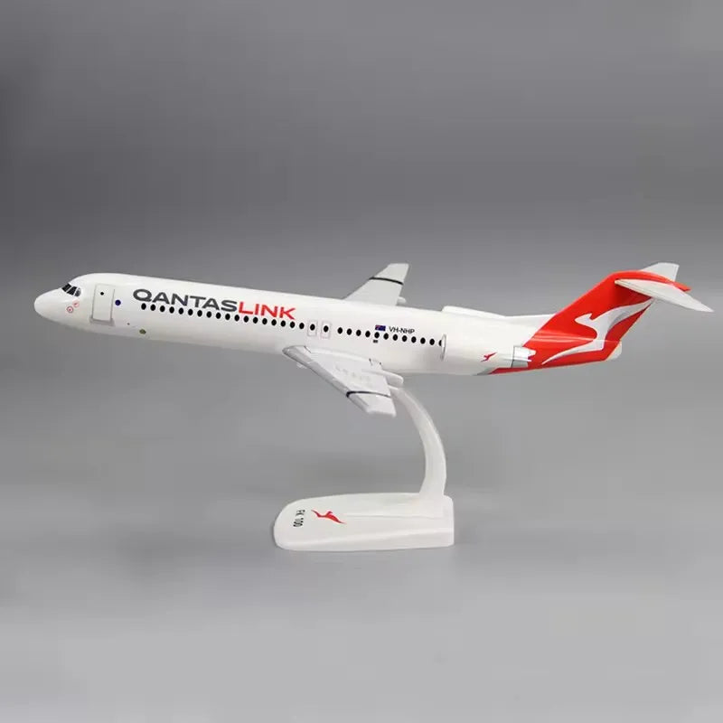 2026 New 1:100 Scale Fokker FK-100 QANTAS Airlines Airplane Model Toy Aircraft Plane With Stand Collection Display GIfts Fans
