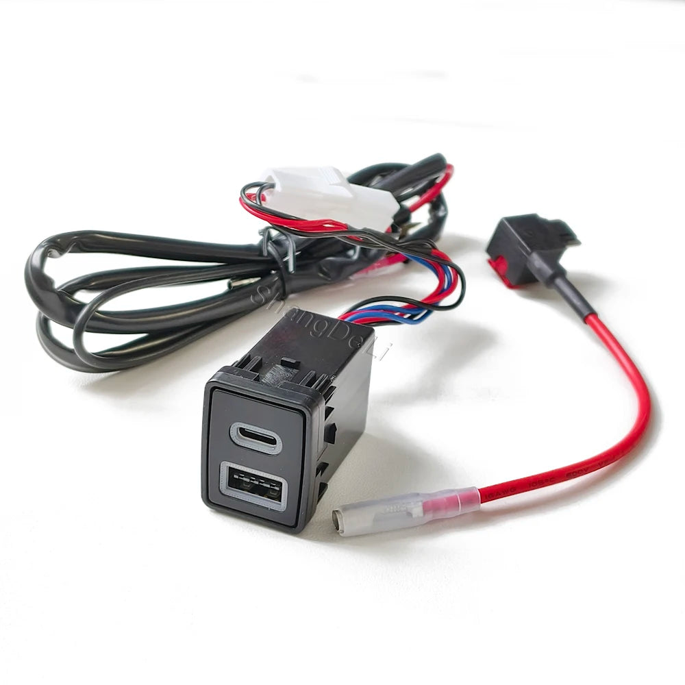 Car Quick Charger Dual Port TYPE-C PD QC3.0 USB Interface Socket for Nissan Teana Sylphy Qashqai X-TRAIL Serena Bluebird Navara