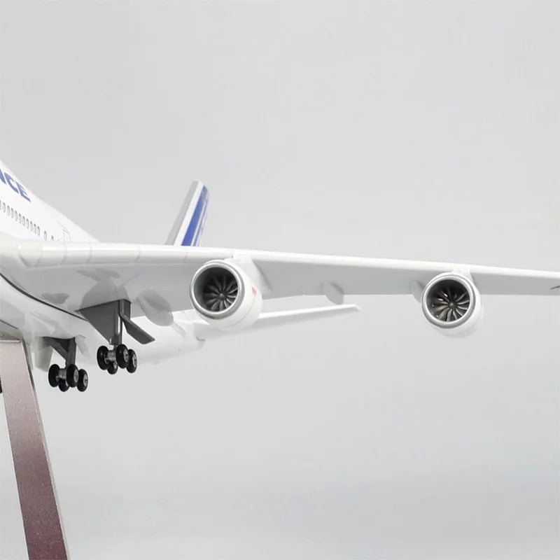 2025 New 47CM 1:150 Model AIRFRANCE AIR France B747 Airlines With Landing Gear Wheel Resin Aircraft Plane Collection Display Toy