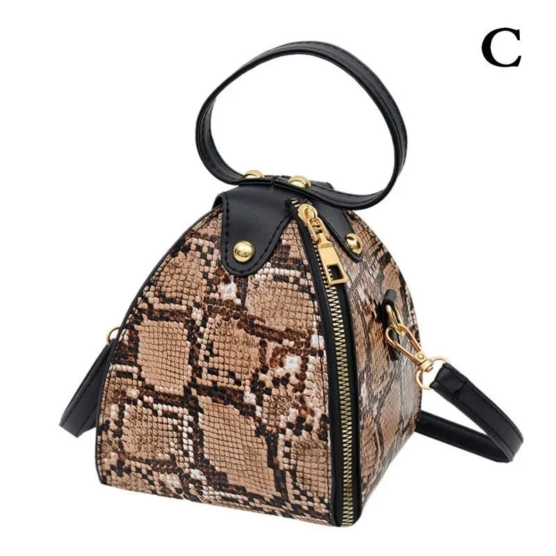 1 Pcs Korean Women's One Shoulder Handbag Various Styles Cute Wallet Purse Wave Portable Triangle Bag Korean Fashion Girl Bag
