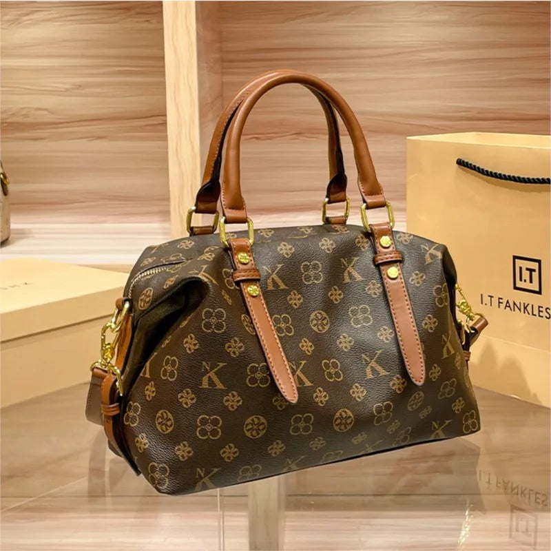 Ladies' light luxury handbag 2026 new high-end designer retro handbag shoulder bag large capacity crossbody bag fashionable