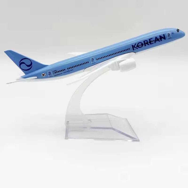 1/400 Scale Aircraft Model Korean Air b747 Diecast airplane Replica Alloy Material a380/a320 series Collectible Gift