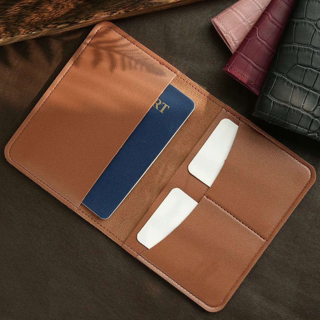 1PC Personalized Name Passport Holder Customized Passport Cover Luxurious Chic Alligator Print Wallet Holder Travel Accessories