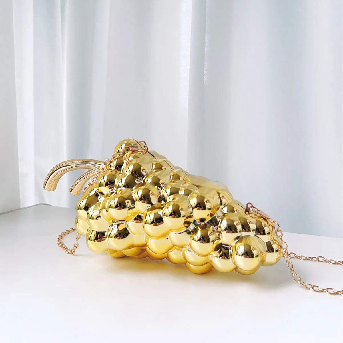 2026 New Fruit Electroplating Dinner Bag Premium Special-shaped Bag Grape Chain Oblique Span Bag