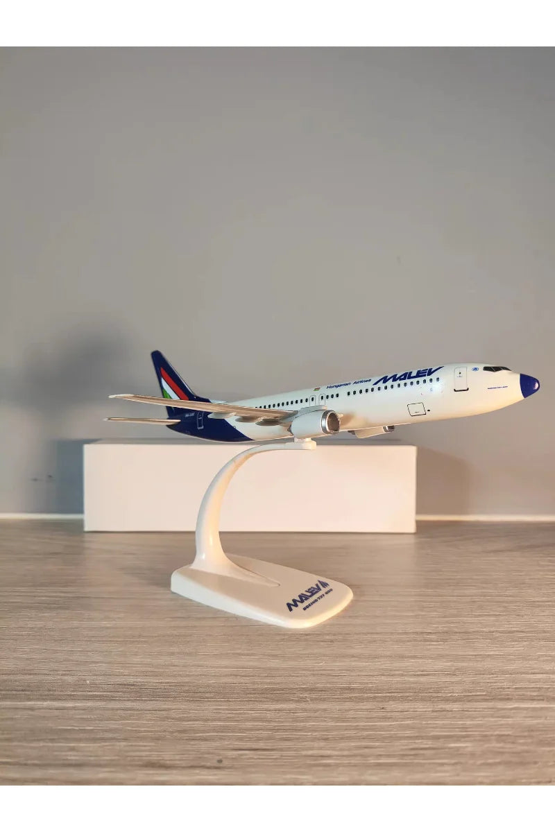1:200 Scale Model Marabu/Play/Vueling/A320neo Austrian/ Transavia Air Airline Aircraft Assembly Plane Airplanes Collection Gifts