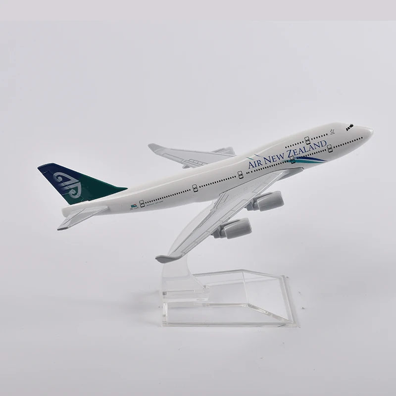 JASON TUTU Air New Zealand B747 Airplane Model Aircraft Diecast Metal 1/400 Scale Planes