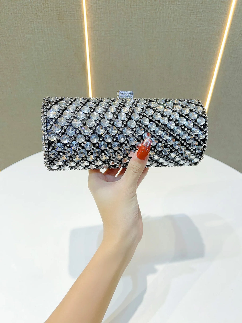 Cylindrical Shape Women Clutch Evening Bag Crystal Bridal Wedding Purse Rhinestones Handbags Chains Crossbody Bags for Women Sac