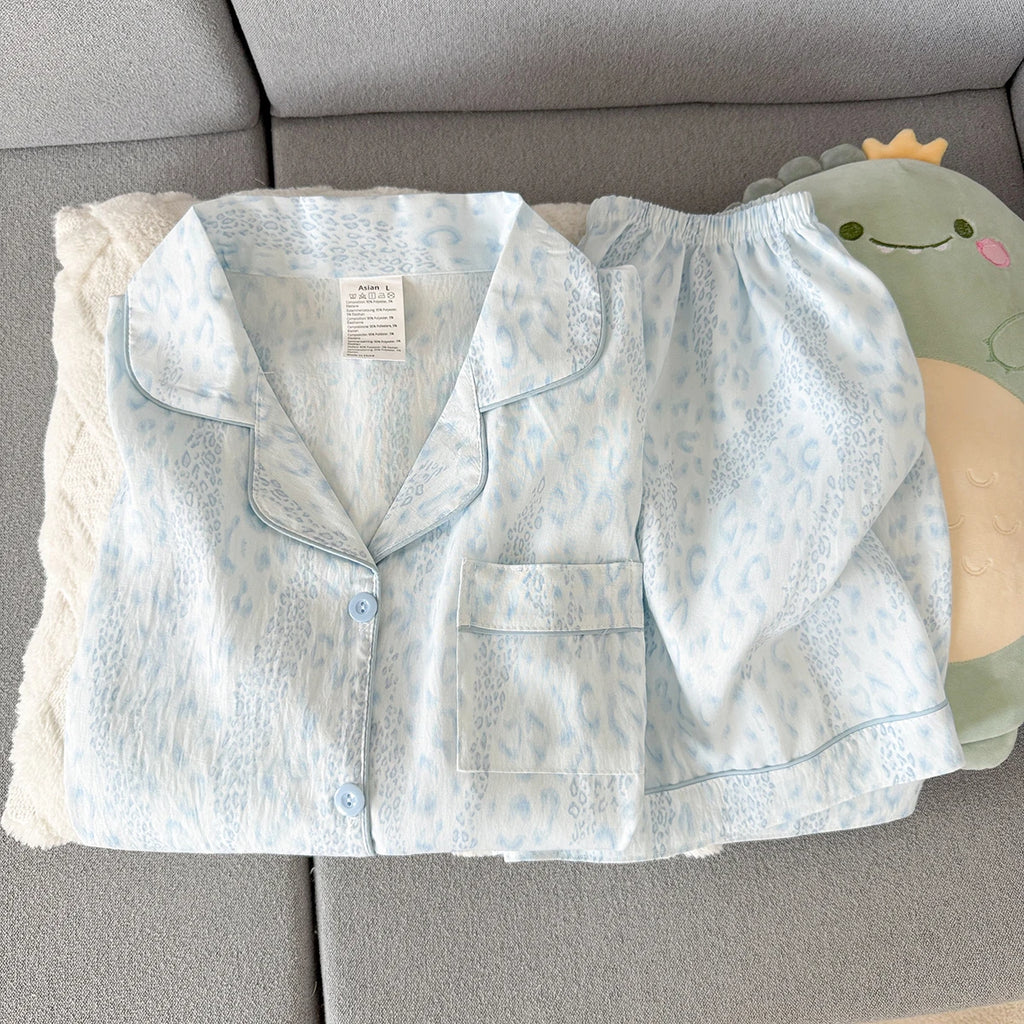Women's Summer Thin Pajamas with Leopard Print Pattern, Short-Sleeved Shorts, Sweet and Cute, Can Be Worn Outside in Summer, Two-Piece Home Wear Set