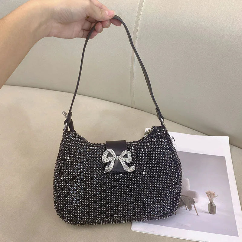Full of water Diamond Celebrity Personality Pillow Bag Banquet Bento Boston Pearl Clutch Messenger Bag