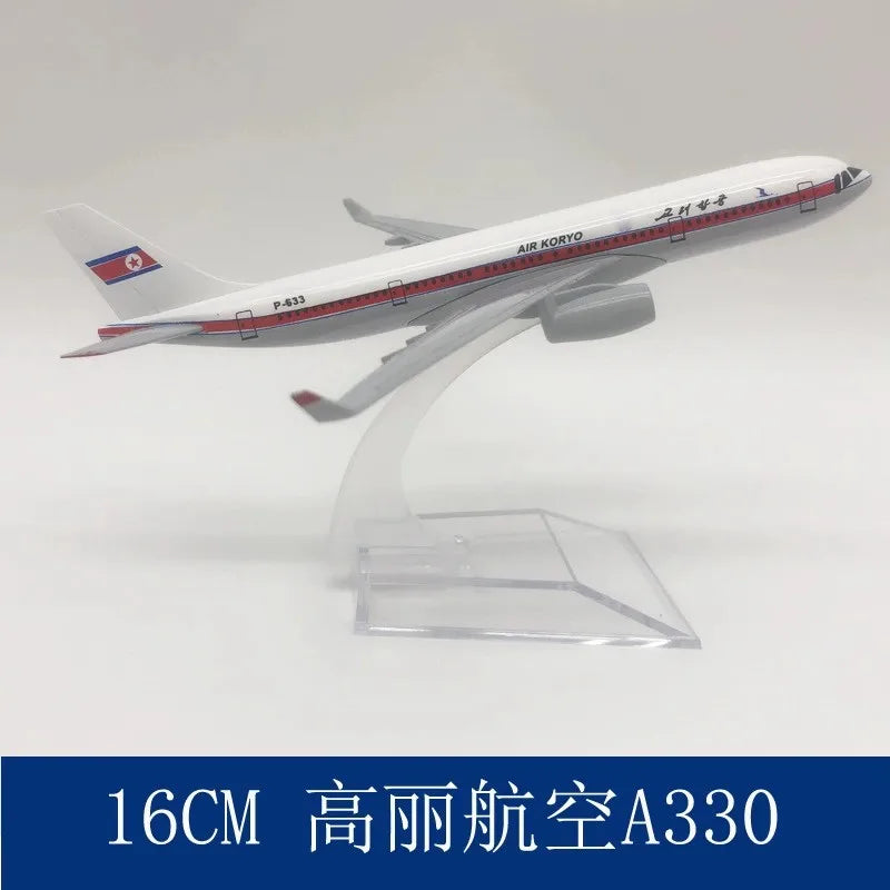 A330 Series 16cm 20cm Beluga Airplane kit Alloy Metal Diecast Airplanes Toy Aircraft 330 Plane model for Collection Gift