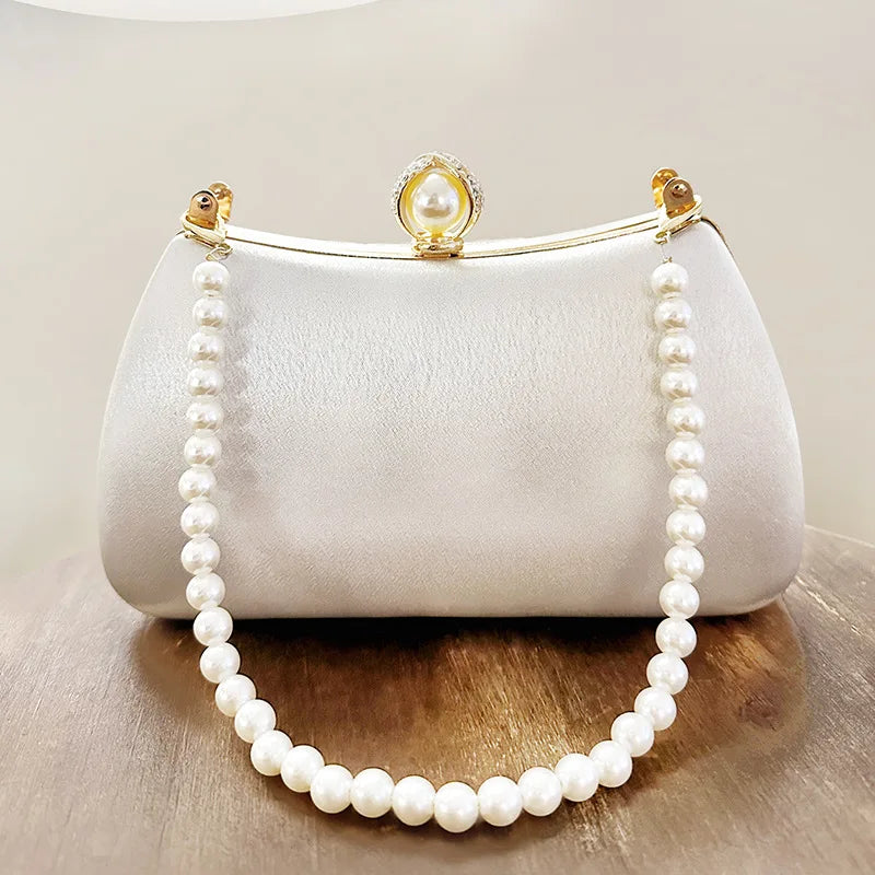 Pearl Chain Handbags Female White Embroidered Cheongsam Dress Clutch Purse Luxury Evening Bags Over Shoulder Party Wedding Prom