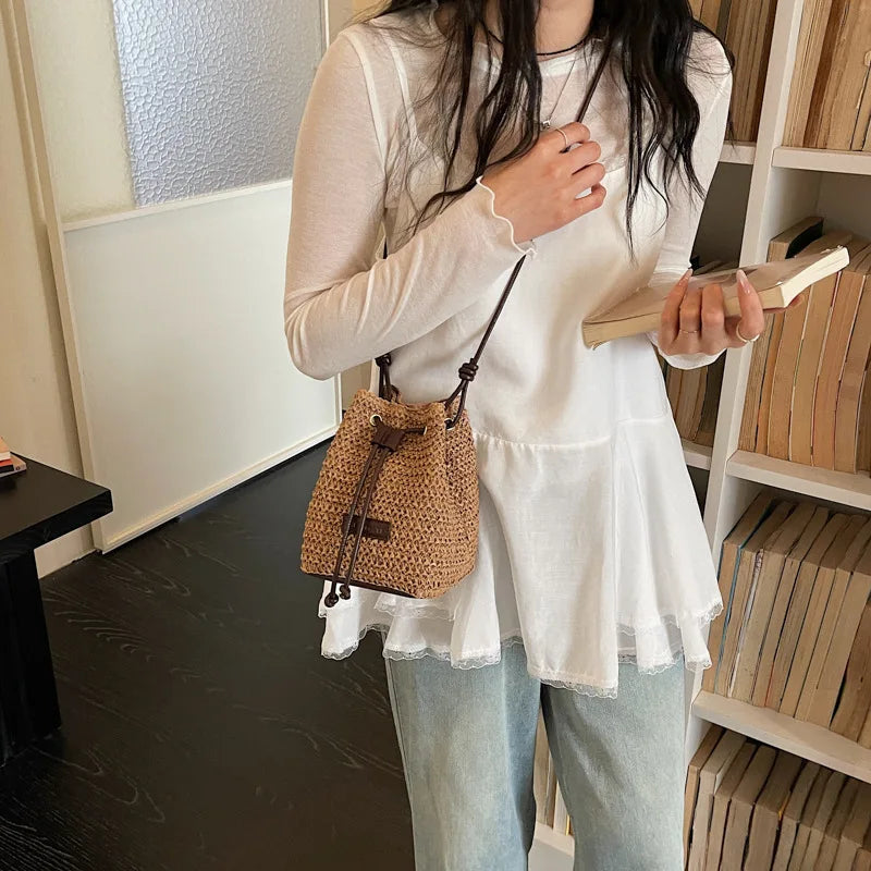 New Women Handmade Woven Mini Crossbody Bag Fashion Versatile Beach Straw Woven Bucket Purse Casual Simple Shoulder Underarm Bag