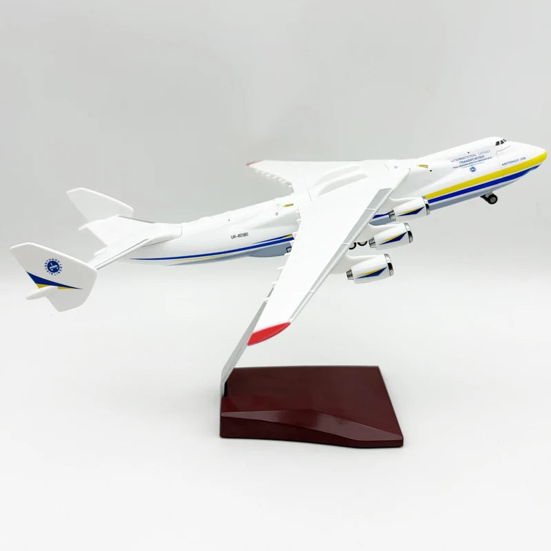 New 30cm AN-225 Airplane Model Toy Kit cabin door Openable Antonov 225 Mriya Cargo Plane Model for Collections and Displays