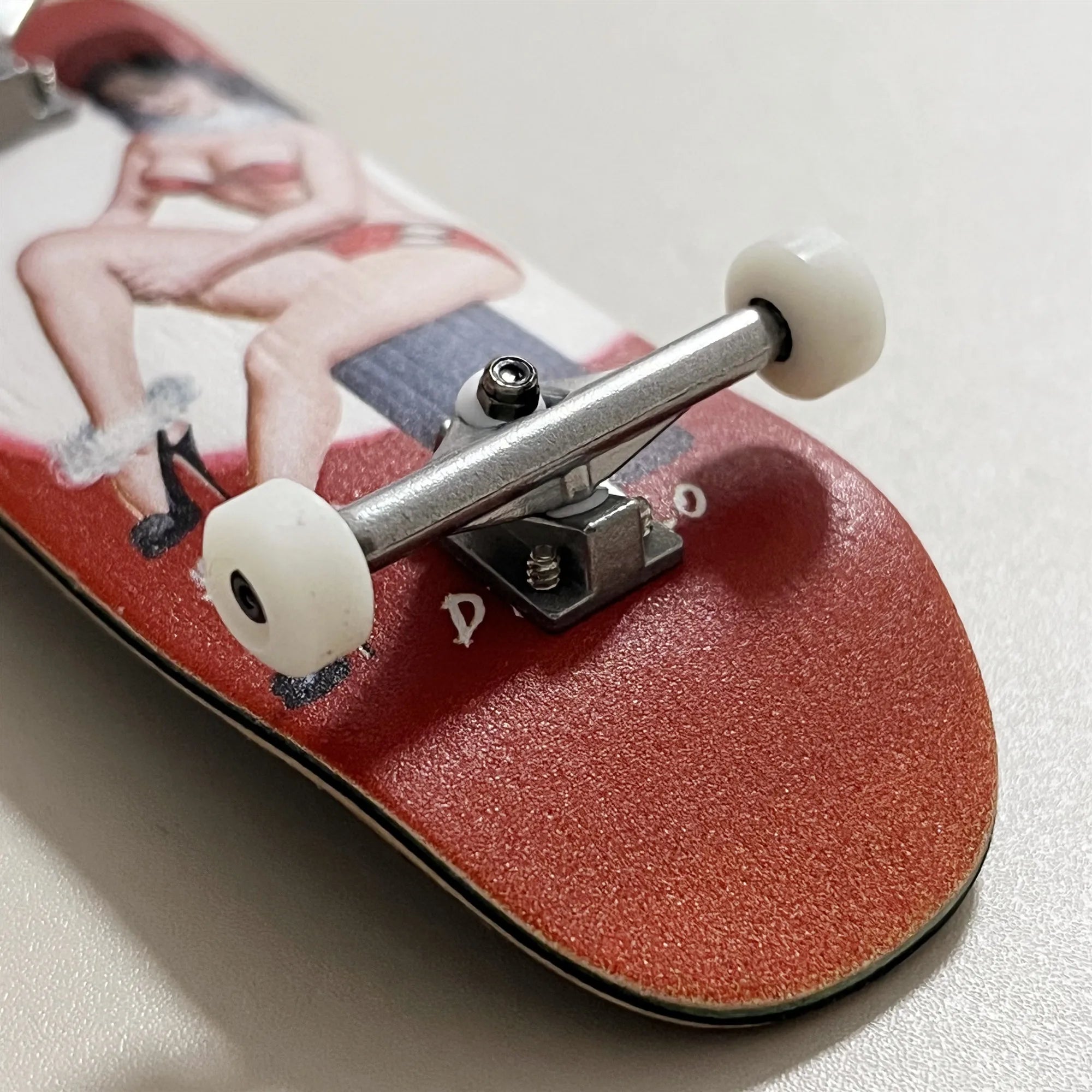 34mm 32mm 29mm  Eureka 3 Fingerboard Trucks Professional Design for Finger Skateboard