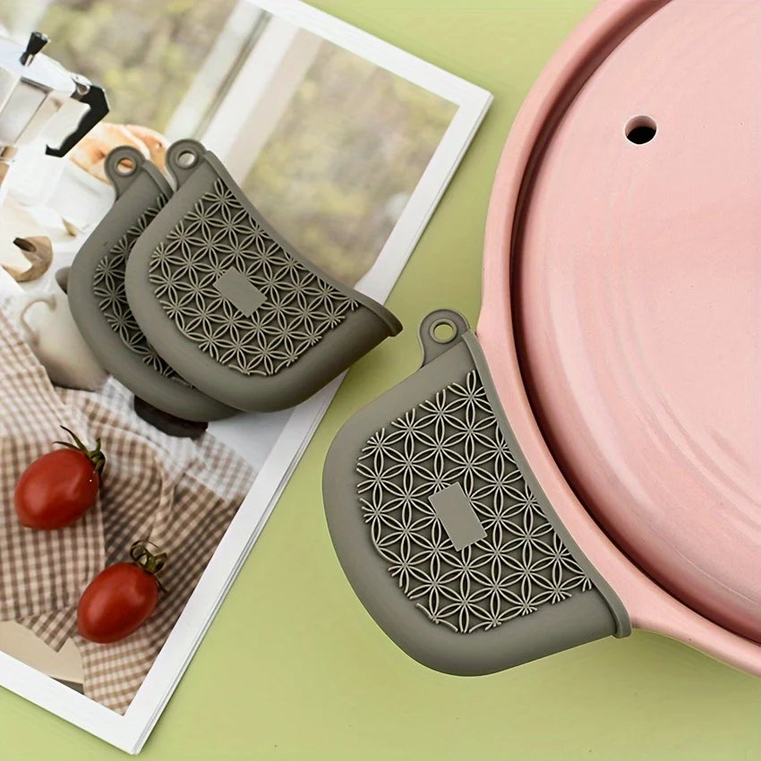 2pcs Heat Resistant Silicone Pan Handle Covers Thickened Pot Ear Grips Kitchen Cookware Protector Accessories