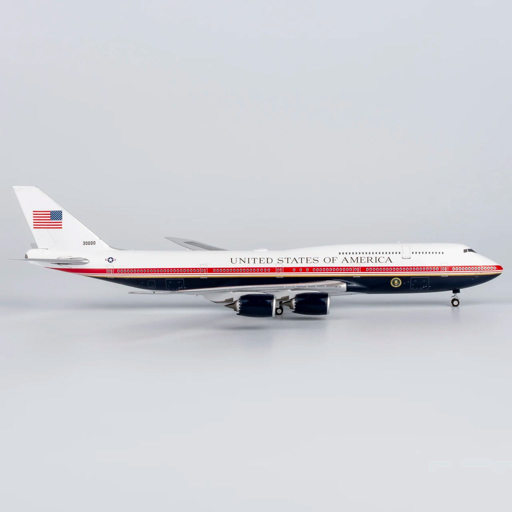 78041 Alloy Collectible Plane Gift NG Model 1:400 US Air Force (USAF) Boeing VC-25B(747-8BBJ) Diecast Aircraft Jet Model 30000