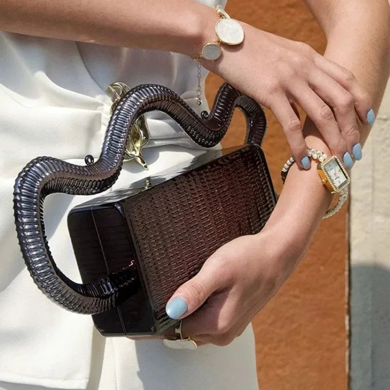 Luxury Evening Bag Designers Original New Unique Wavy Cloud Shaped Handle Box Clutch Bag Metal Textured Hard Shell Shoulder Bag