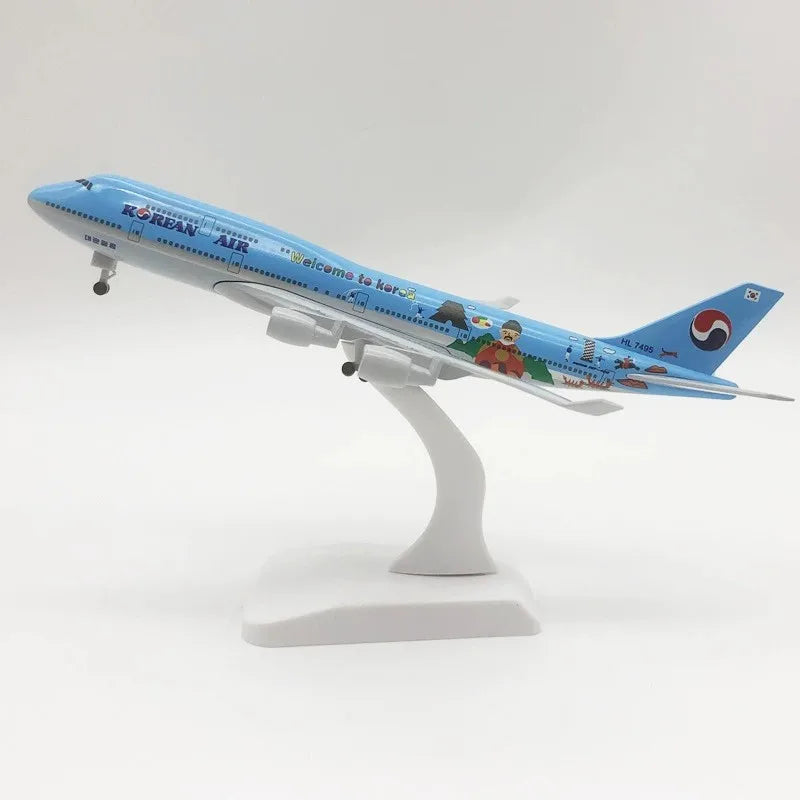 1/400 Scale 20CM Alloy Antonov An-225 "Mriya" A380 330 747 777 Airplane Diecast Model Child Toy For Gift Collectible Miniatures