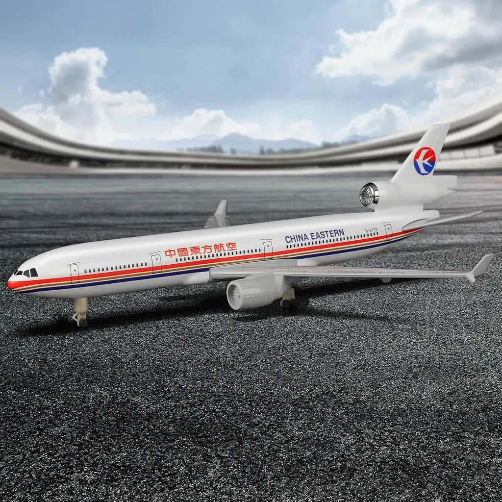 airplane toy Scale 20CM Model China Eastern Airways MD-11 Metal Miniature Aircraft Diecast With Wheel Aviation Collected Gift By