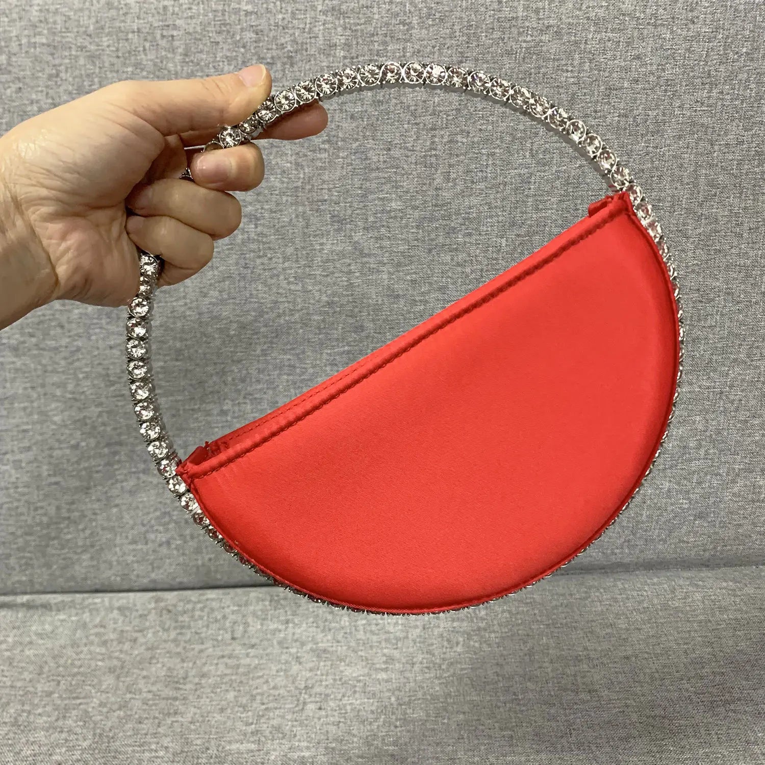 New Arrival Trendy Women Chic Round Satin Crossbody Hand Bag with Round Bling Crystal Handle Evening Party Bag Purse