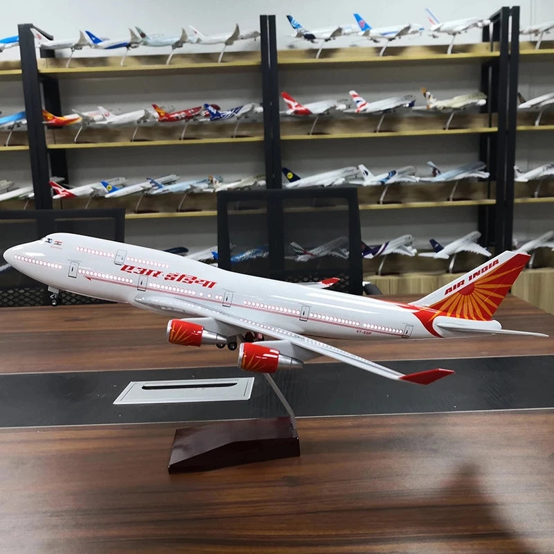 Plastic Model Air India 747 Static Aircraft Model 47cm 1/160 For India Airline Diecast Airplane With Landing Gear Wheels Collect