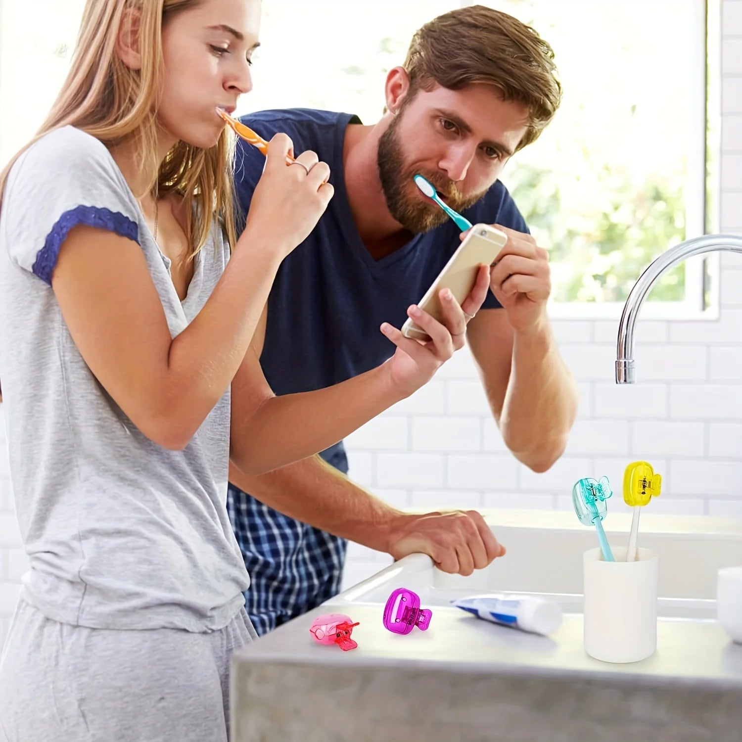4PCS Portable Toothbrush Storage Clip Travel Essential Protective Cover - Durable Toothbrush Case for On-the-Go Hygiene