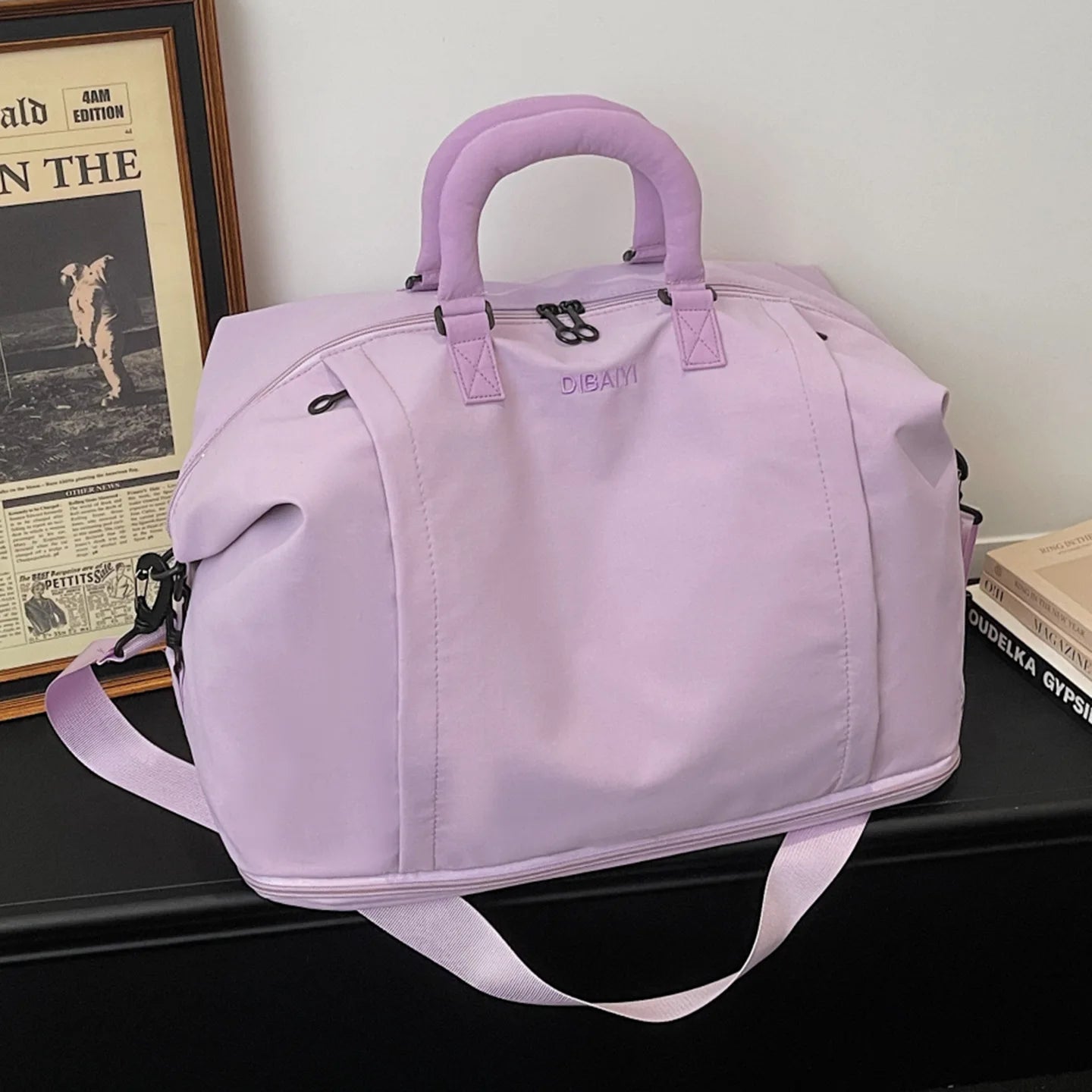 Expandable Portable Travel Bag with Large Capacity Handheld Shoulder Bag for Yoga Fitness Ideal for Lightweight Outings