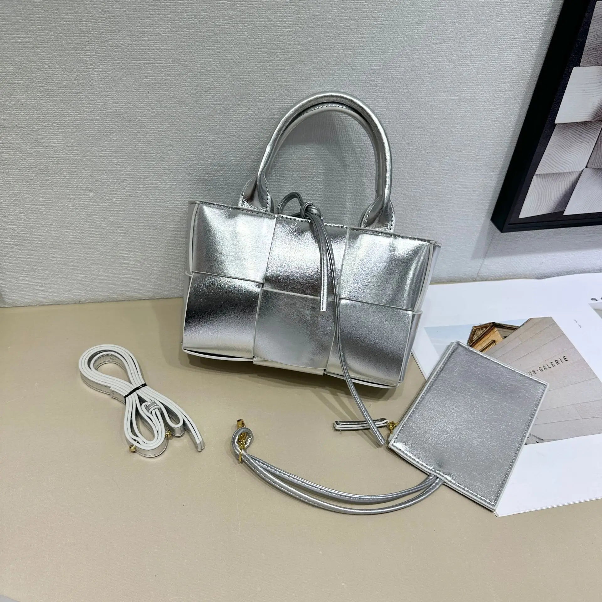 Women Luxury Messenger Purse Shopper Solid Color Commuter Bag Elegant Leather Diaper Bag Large Capacity In Vogue Style
