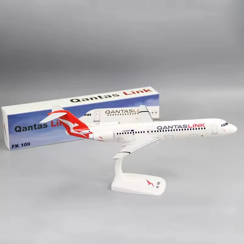 2026 New 1:100 Scale Fokker FK-100 QANTAS Airlines Airplane Model Toy Aircraft Plane With Stand Collection Display GIfts Fans