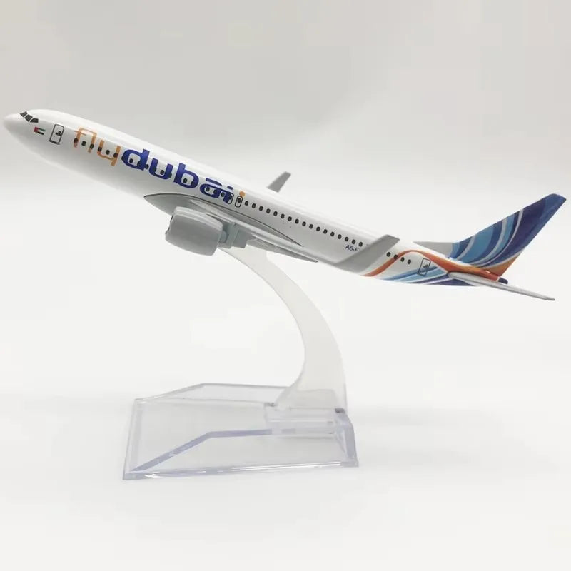 1/400 Scale B737 Dubai Airline Alloy Aircraft Model 16cm Simulation Airliner Static Display with Stand