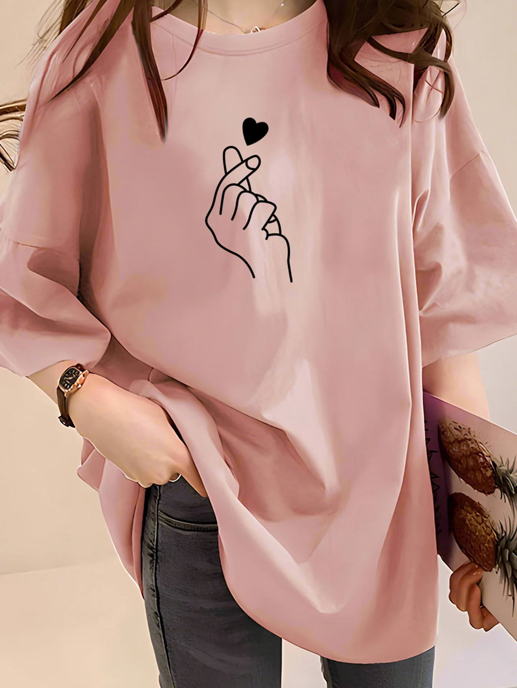 Plus Size Women's Heart Print Letter Graphic Print Fashionable Casual Sports Loose Round Neck Short Sleeved T-shirt Top