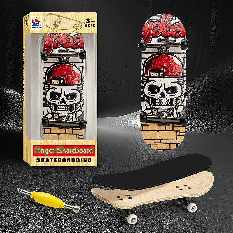 Wholesale Professional Bearing Mini Stress-Relieving Fingerboard Toy Made of Five-Layer Maple Wood