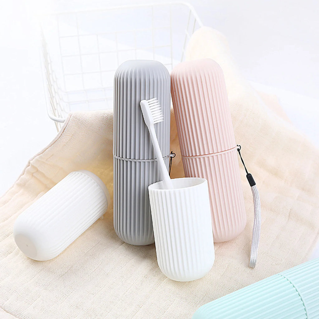 Travel Toothbrush Case Carrier Portable PP Slip Resistant Travel Toothbrush Cup with Cover White