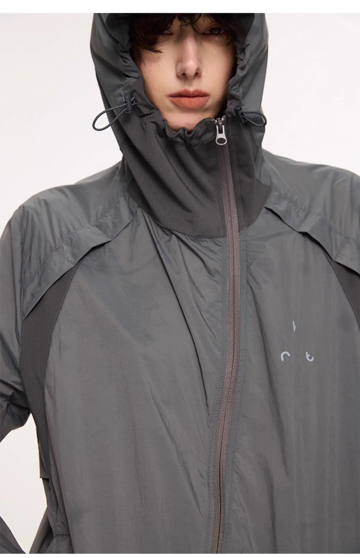 2026 Spring Hiking Jackets Men Eco Friendly Windbreaker Hot Sell Windproof Oversized Comfortable For Climbing Camping