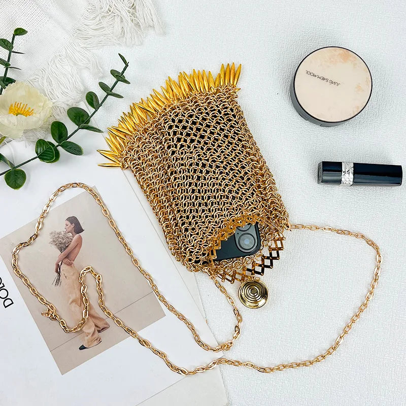 Niche Design New Gold and Silver Soft Metal Mesh Phone Bag High Quality Women's Evening Lipstick Bag Handwoven Fashionable Bag