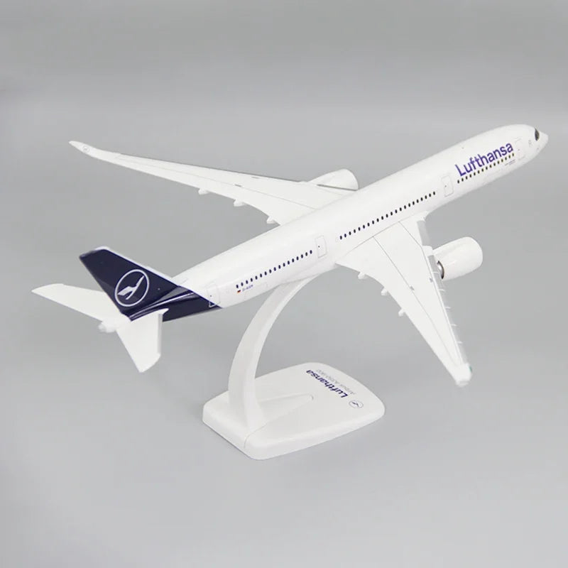 1/200/250 Scale McDonnell Douglas MD-11 Lufthansa Cargo Airlines /A350-900 Lufthansa A380 Aircraft  ABS Assembly Model Plane