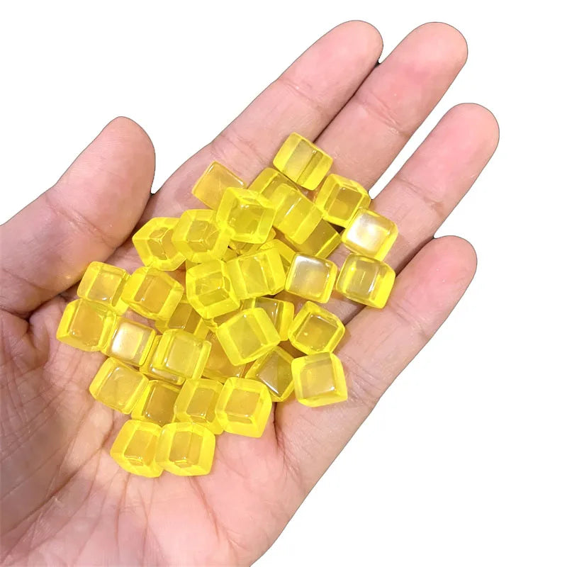 100pcs Crystal Dice 8mm – Transparent Cube Chess Tokens Board Game Pieces / 100 dés cristal 8mm – Jetons transparents jeux de société