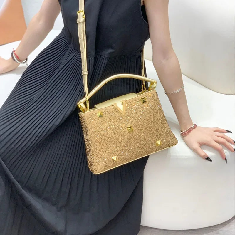 2025 Luxury Fashion New Desgin Diamonds Women's Handbags Ladies Leather Rivets Shoulder Crossbody Bag Evening Party Shell Bags