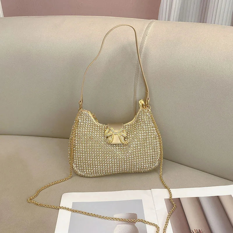 Full of water Diamond Celebrity Personality Pillow Bag Banquet Bento Boston Pearl Clutch Messenger Bag