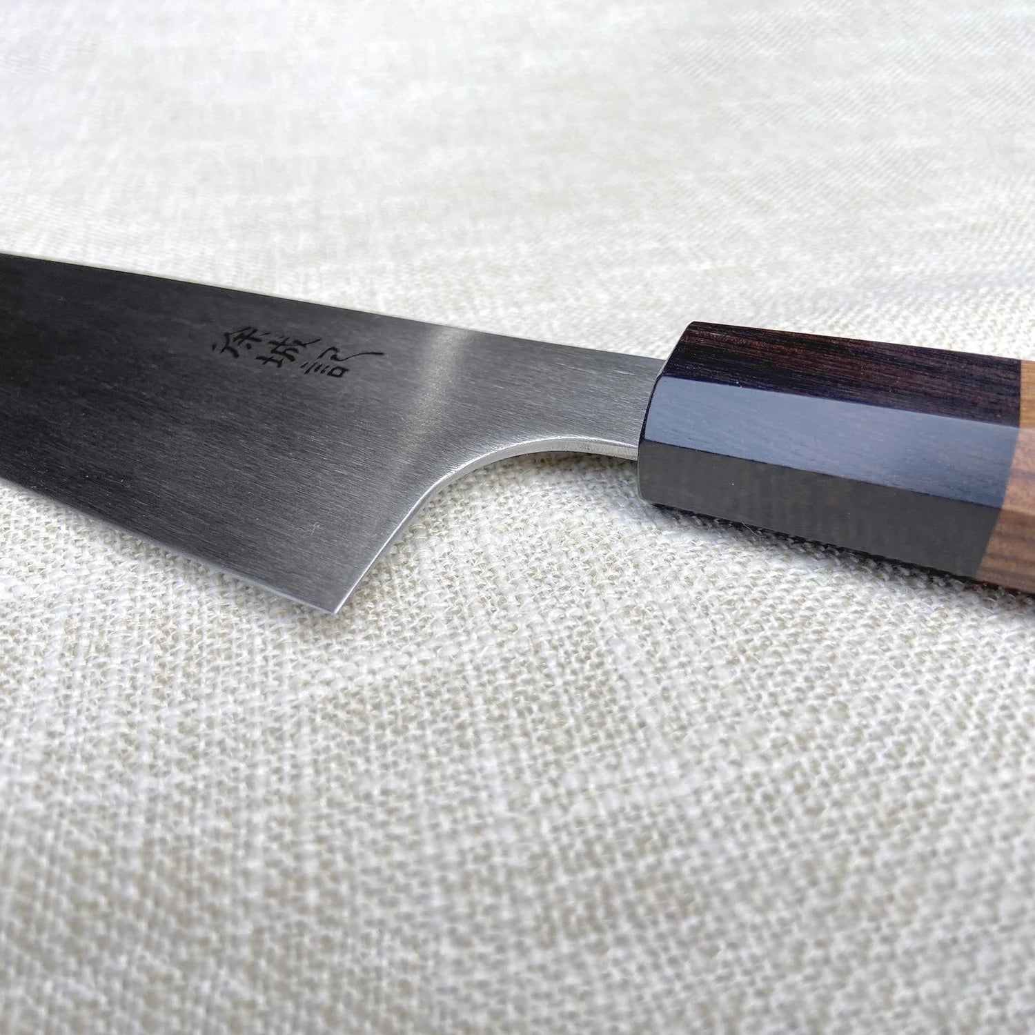 7 Inch Kiritsuke Knife T12A High-carbon Steel Core Sanmai-gawari Blade Slicing Cleaver Handmade Forged Kitchen Knife Wood Handle