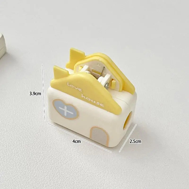 Cute House Shaped Waterproof Toothbrush Head Dust Cover Portable Travel Bathroom Toothbrush Protective Organizer