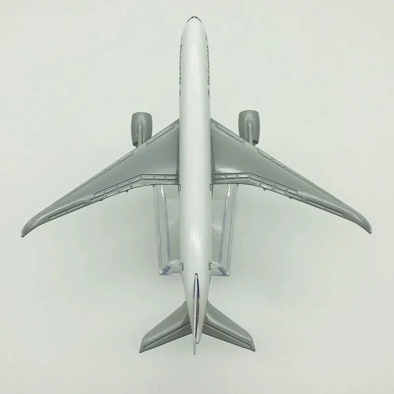 16CM Scale Plane A350 Aircraft Model Alloy Metal Diecast Airplane Toy Children Kids Gift A350 Series Miniature for Collection