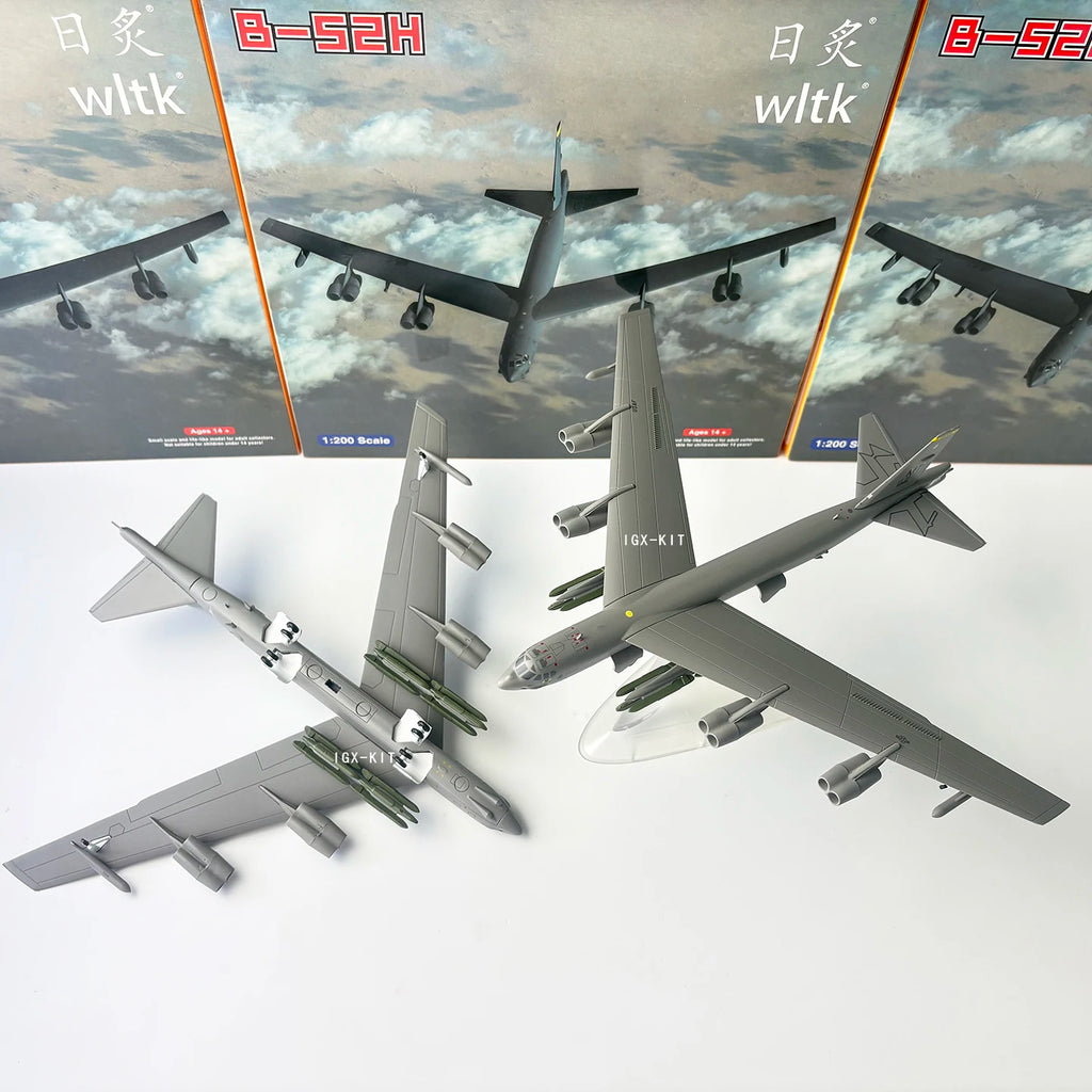 1/200 USAF B-52H Stratofortress Heavy Bomber Aircraft B52 Fighter Metal Military Diecast Finished Plane Model Collection or Gift